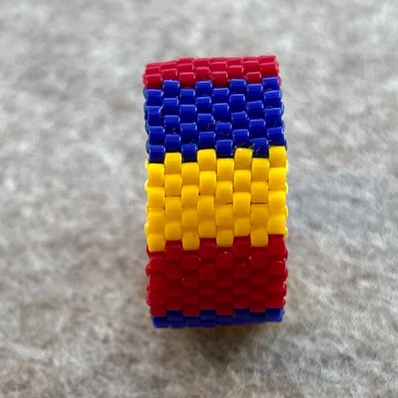 Romania Flag Color Ring, Colombia Beaded Jewelry, Minimalist Ring, Metal Free - Picture 4 of 7